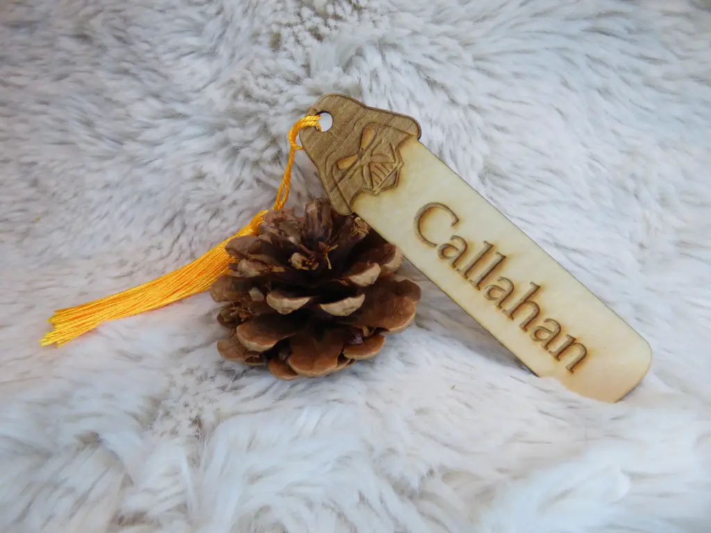 Marque-page (Je décris la forme en détail)